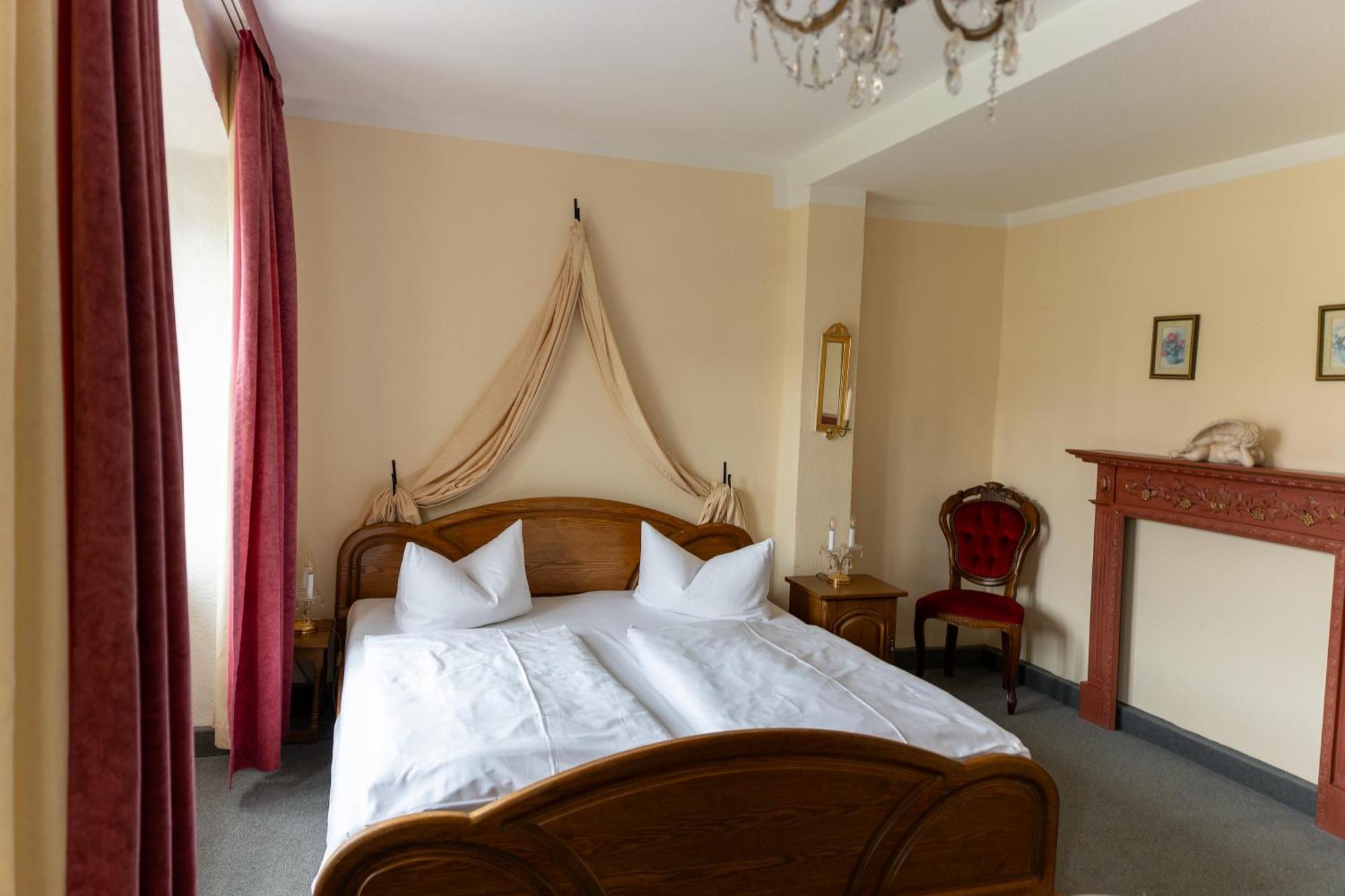Hotel Anker Saalfeld Saale Dış mekan fotoğraf